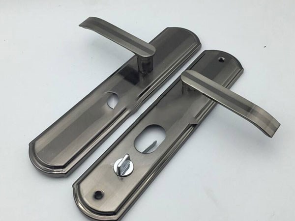 沈陽(yáng)沈河區(qū)汽車配鑰匙(換鎖芯電話)